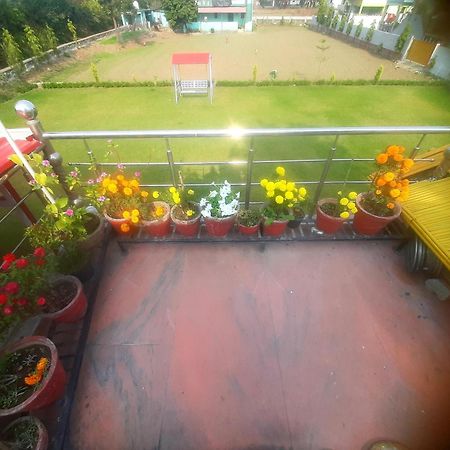 Nandini Homestay เดห์ราดุน ภายนอก รูปภาพ