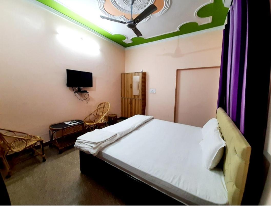 Nandini Homestay เดห์ราดุน ภายนอก รูปภาพ