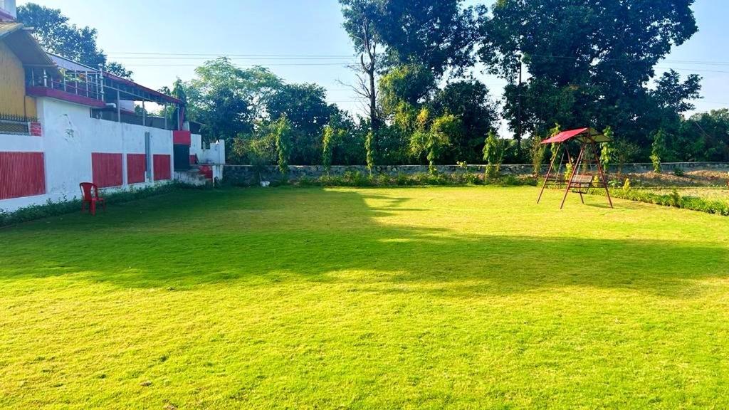 Nandini Homestay เดห์ราดุน ภายนอก รูปภาพ
