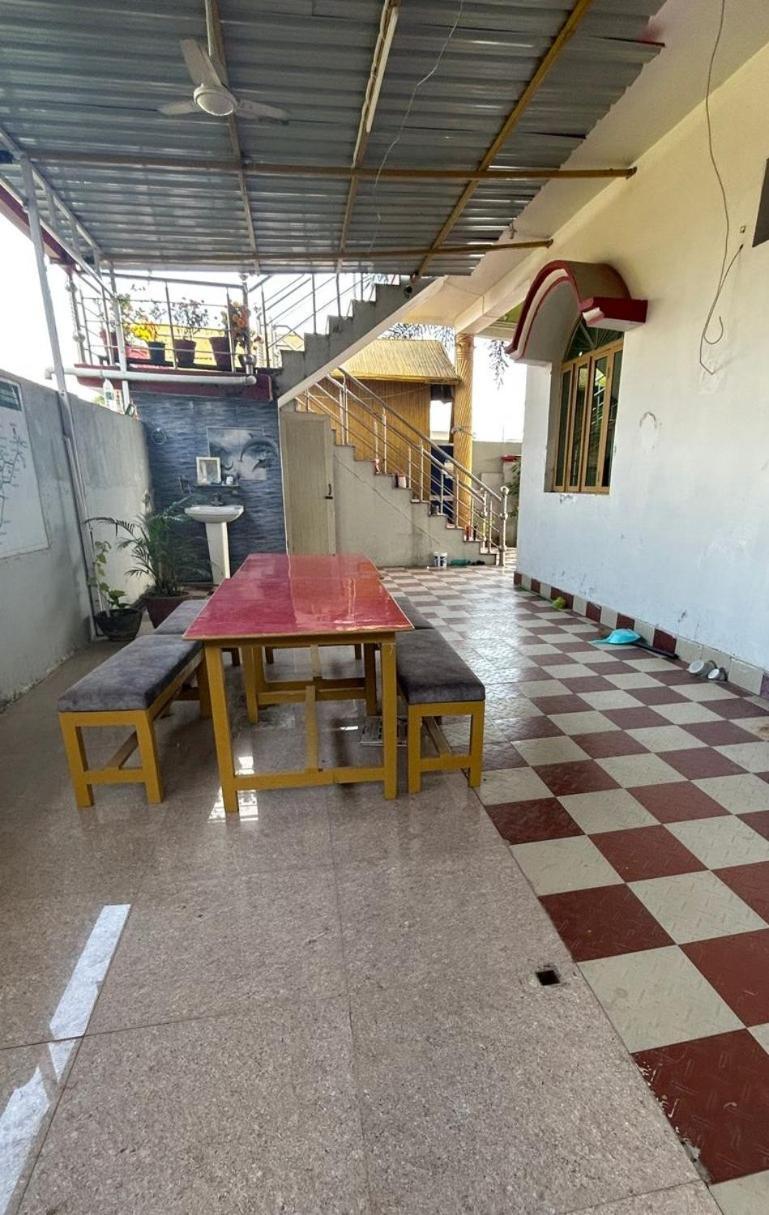 Nandini Homestay เดห์ราดุน ภายนอก รูปภาพ